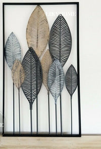 Retro Metal Wall Art Large Hanging Leaf Tree Decoration for Both Indoor and Outdoor Settings