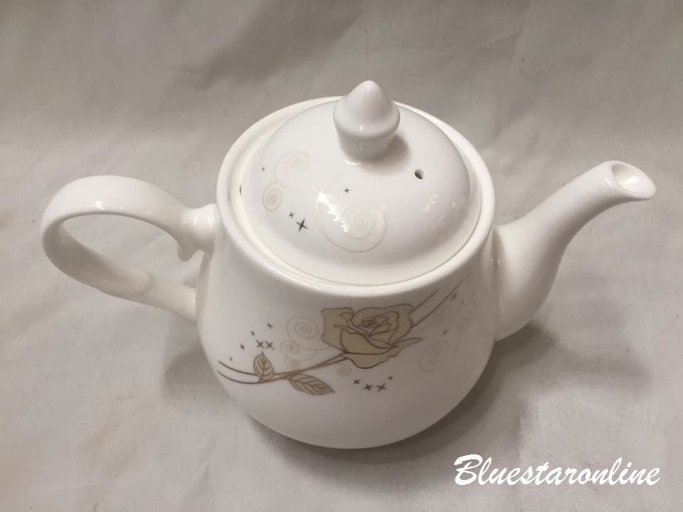 Gold Rose Floral Porcelain Tea Pot Teapot 650ml